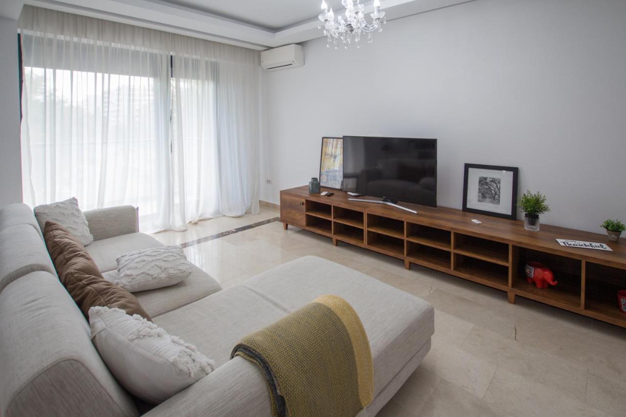 Sns Apartament In Vila Sophia Mamaia Exterior foto