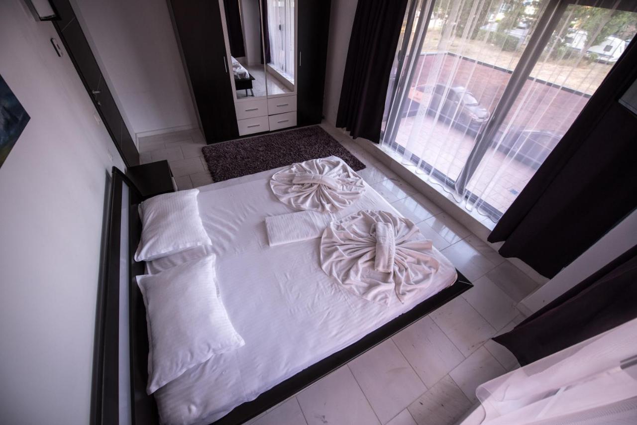 Sns Apartament In Vila Sophia Mamaia Exterior foto