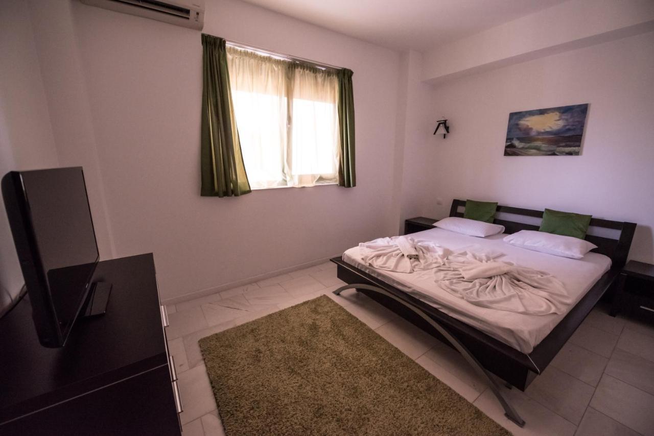 Sns Apartament In Vila Sophia Mamaia Exterior foto