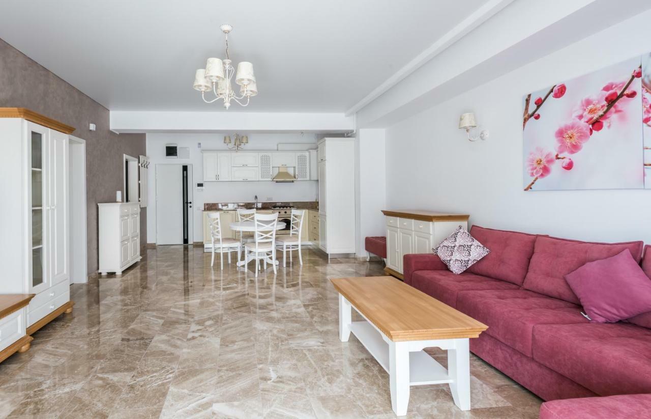 Sns Apartament In Vila Sophia Mamaia Exterior foto